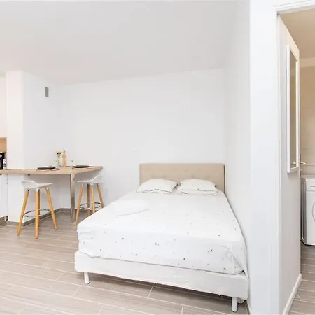 Renove - Front De -